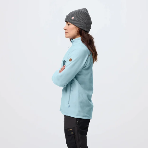 Fjällräven Kaipak Fleece W Women’s Fleeces Model Model side 120042