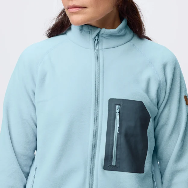 Fjällräven Kaipak Fleece W Women’s Fleeces Model Angle F 120167