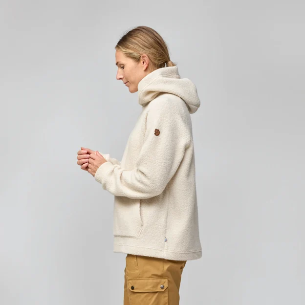 Fjällräven Kaitum Hoodie W Women’s Fleeces Model Model side 94419