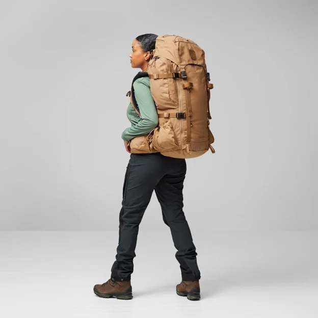 Fjällräven Kajka 55 S/M Unisex Trekking backpacks Model Model back 82169