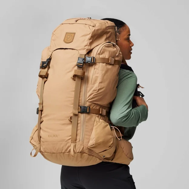 Fjällräven Kajka 55 S/M Unisex Trekking backpacks Model Model side 82170