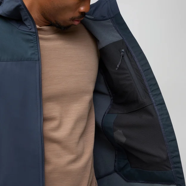 Fjällräven Keb Agile Winter Jacket M Men’s Trekking jackets Model Angle M 94512