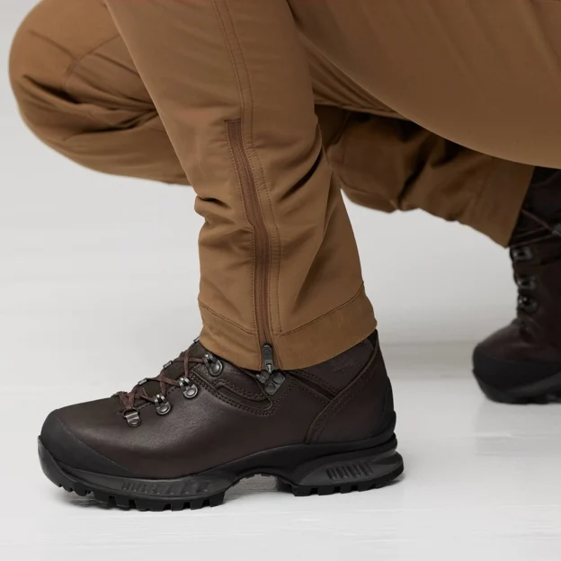 Fjällräven Keb Agile Winter Trousers W Women’s Insulated trousers Model Angle J 85485