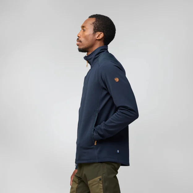 Fjällräven Keb Fleece M Men’s Fleeces Model Angle F 94539