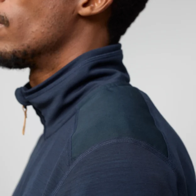 Fjällräven Keb Fleece M Men’s Fleeces Model Angle H 94514