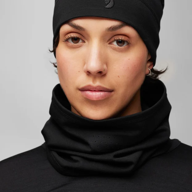 Fjällräven Keb Fleece Neck Gaiter Unisex Other accessories Model Model front 75983