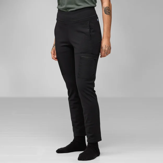 Fjällräven Keb Fleece Trousers W Women’s Base layer bottoms Model Model side 76232