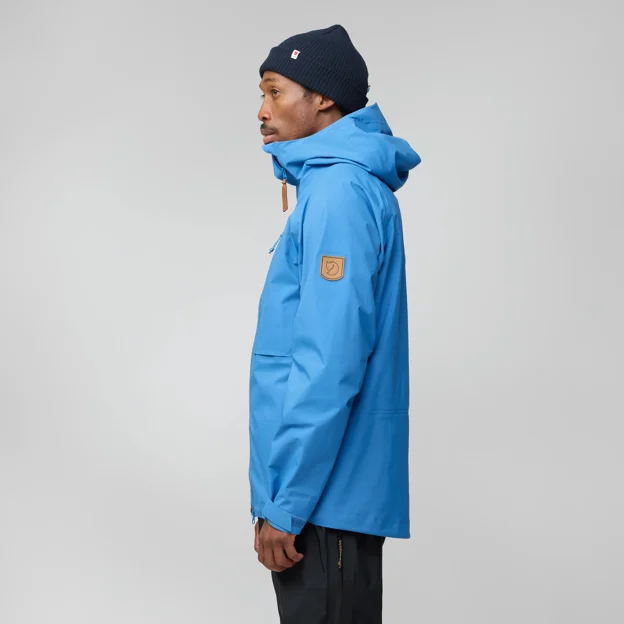 Fjällräven Keb GTX Jacket M Men’s Shell jackets Model Model side 94584