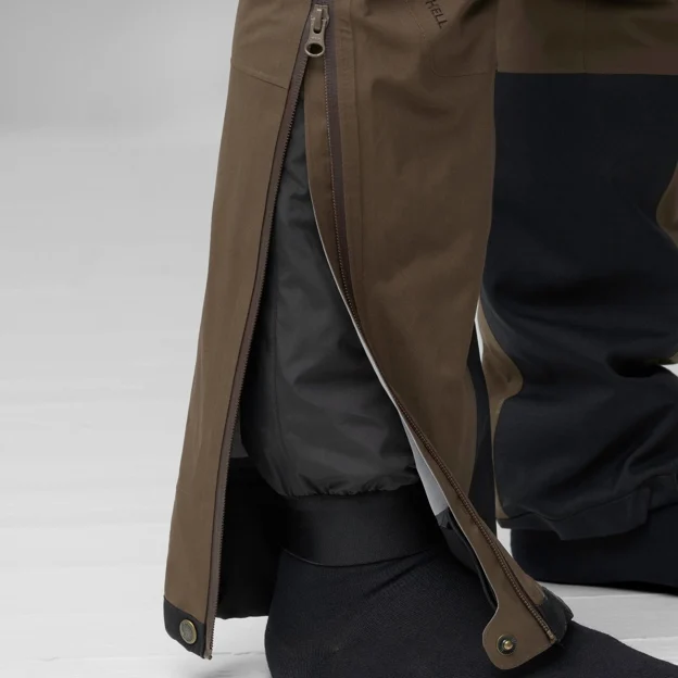 Fjällräven Keb Insulated Trousers M Men’s Insulated trousers Model Angle H 85494
