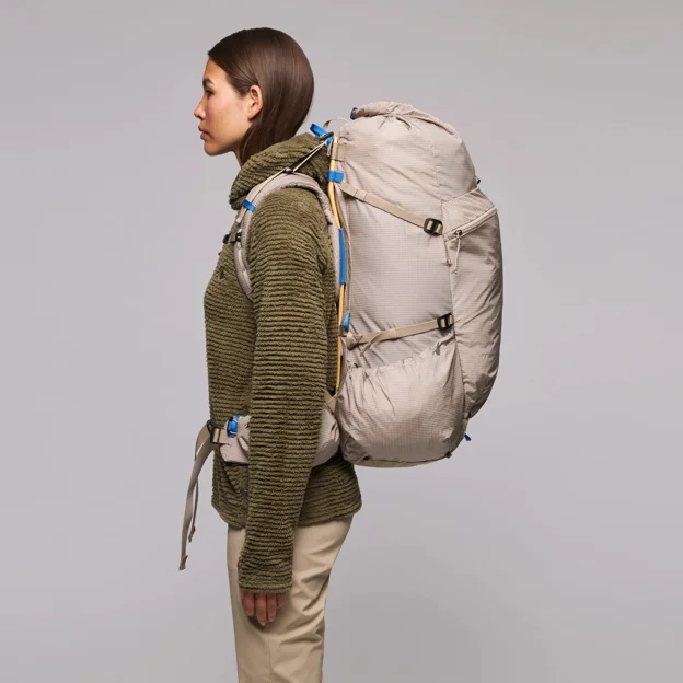 Fjällräven Keb Lätt 55 M/L Unisex Trekking backpacks Model Model side 118372