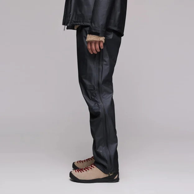 Fjällräven Keb Lätt GTX Trousers M Men’s Shell trousers Model Model side 118389