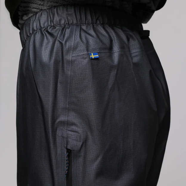Fjällräven Keb Lätt GTX Trousers M Men’s Shell trousers Model Angle G 118392