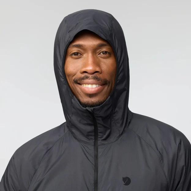 Fjällräven Keb Thermal Wind Jacket M Men’s Wind jackets Model Angle F 94438