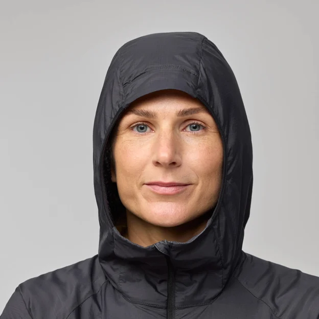 Fjällräven Keb Thermal Wind Jacket W Women’s Wind jackets Model Angle F 94443