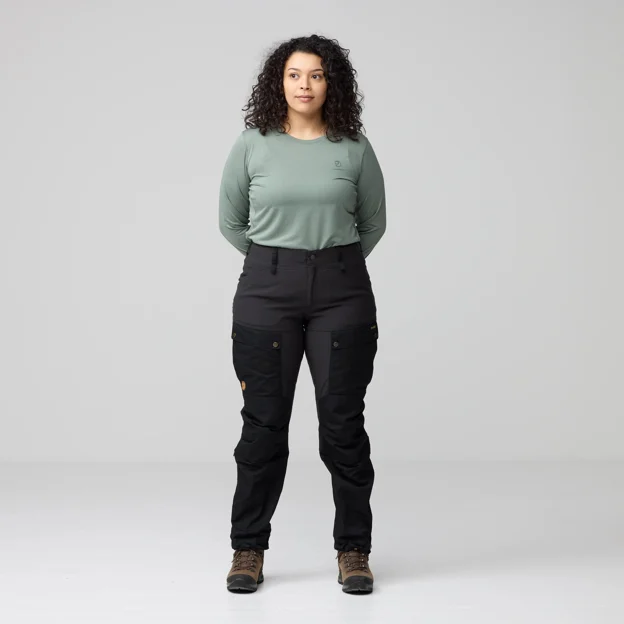 Fjällräven Keb Trousers Curved W Women’s Outlet Model Angle G 93315