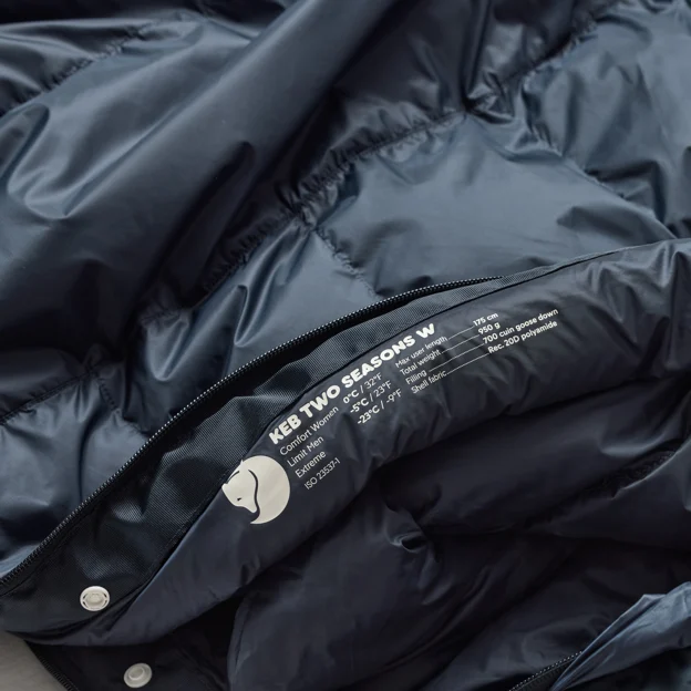 Fjällräven Keb Two Seasons W Women’s Sleeping bags Detail Angle F 86890