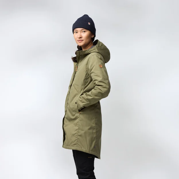 Fjällräven Kiruna Padded Parka W Women’s Outdoor jackets Model Model side 86277
