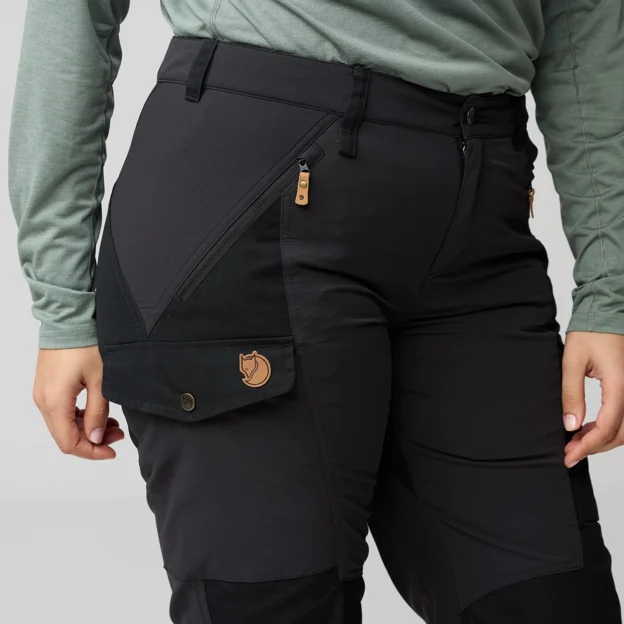 Fjällräven Nikka Trousers Curved W Women’s Trekking trousers Model Angle H 93349