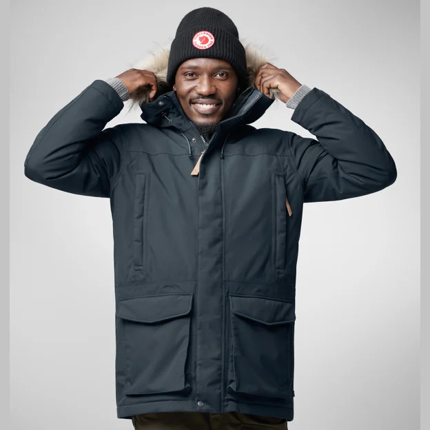 Fjällräven Nuuk Lite Parka M Men’s Parkas Model Model back 76002