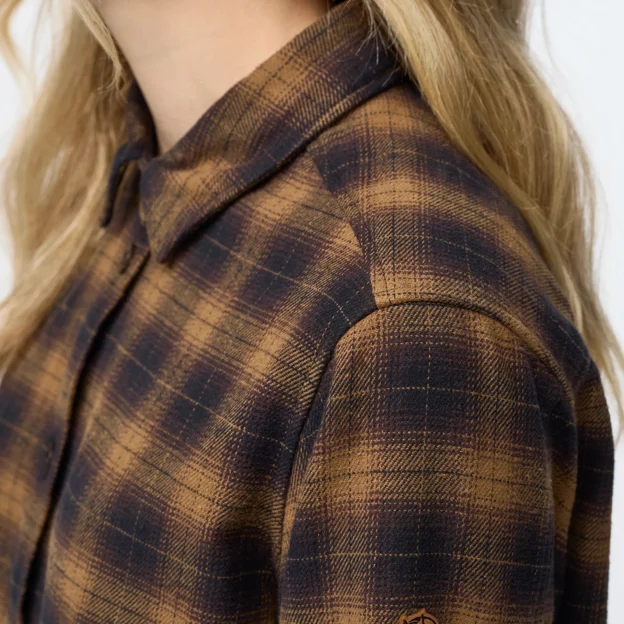 Fjällräven Övik Boxy Flannel Shirt W Women’s Shirts Model Angle H 120318