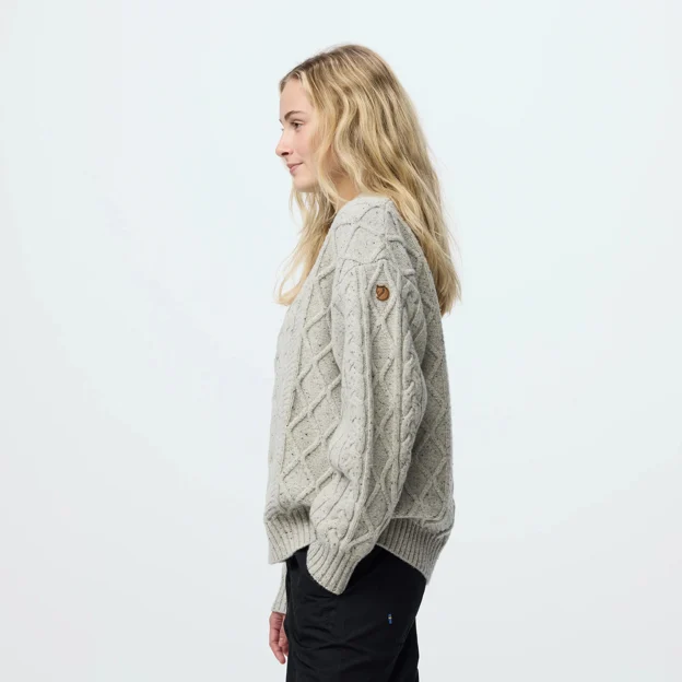 Fjällräven Övik Cable Knit W Women’s Sweaters & knitwear Model Model side 120367