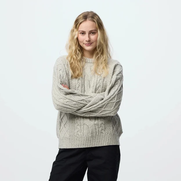 Fjällräven Övik Cable Knit W Women’s Sweaters & knitwear Model Angle F 120278