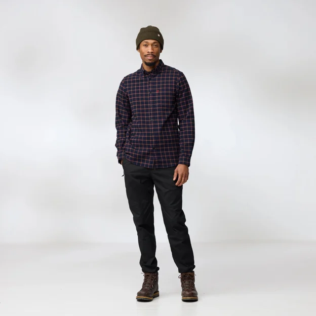 Fjällräven Övik Flannel Shirt M Men’s Shirts Model Model front 92991
