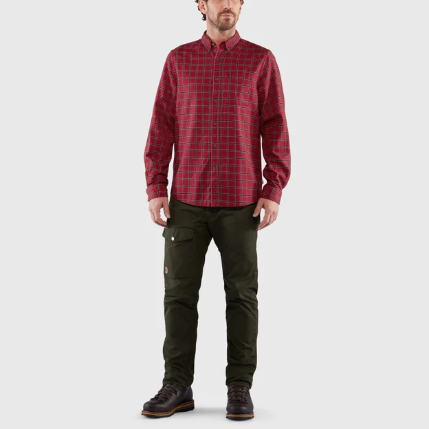 Fjällräven Övik Flannel Shirt M Men’s Shirts Model Model front 24169