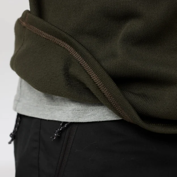 Fjällräven Övik Fleece Half Zip M Men’s Fleeces Model Angle I 92925