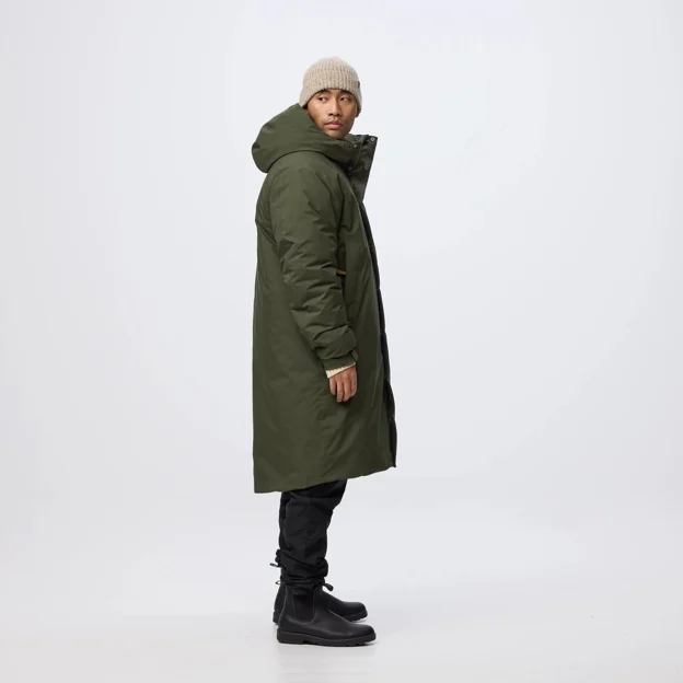 Fjällräven Övik GTX Padded Parka M Men’s Parkas Model Model side 120307