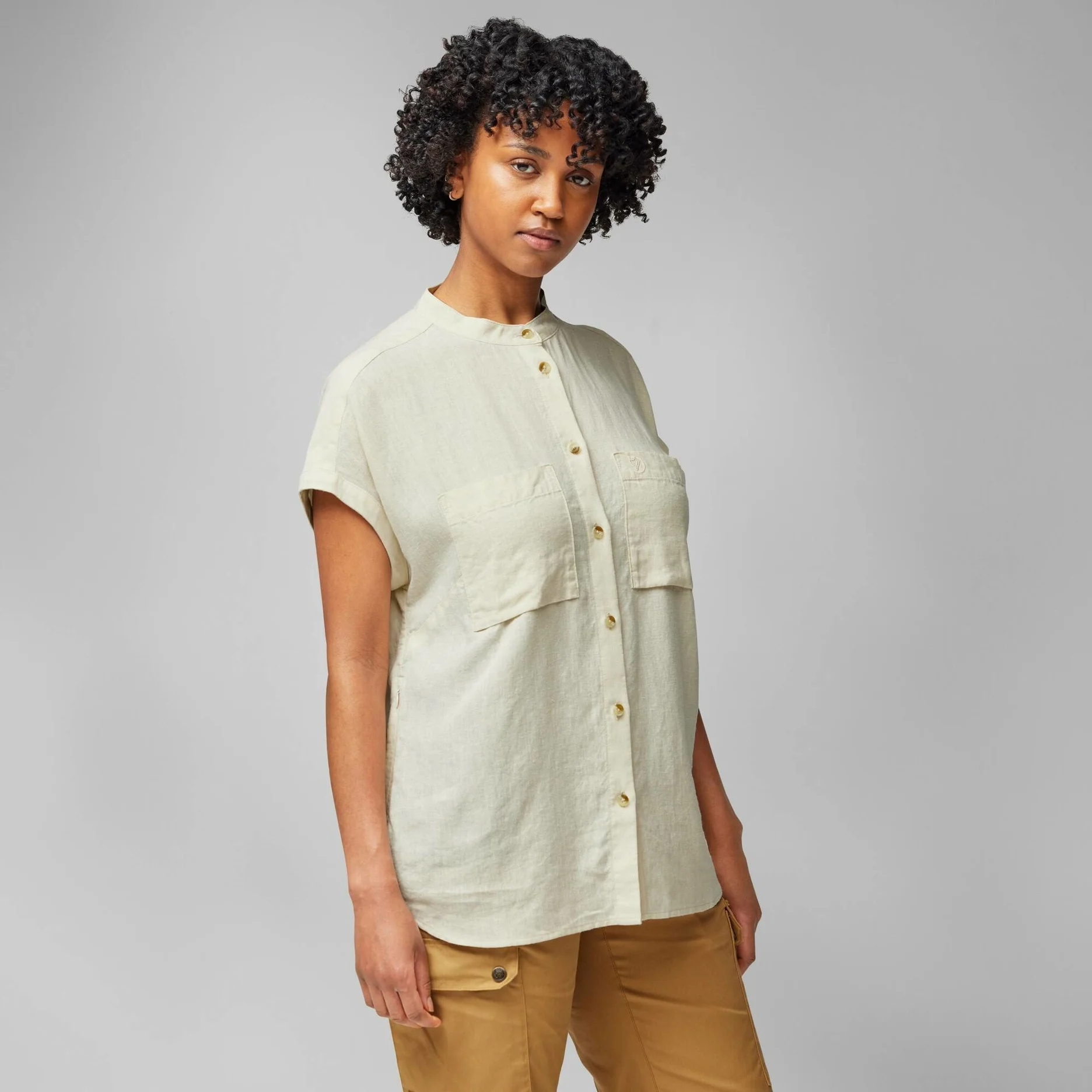 Fjällräven Övik Hemp Shirt SS W Women’s Shirts Model Angle F 82255