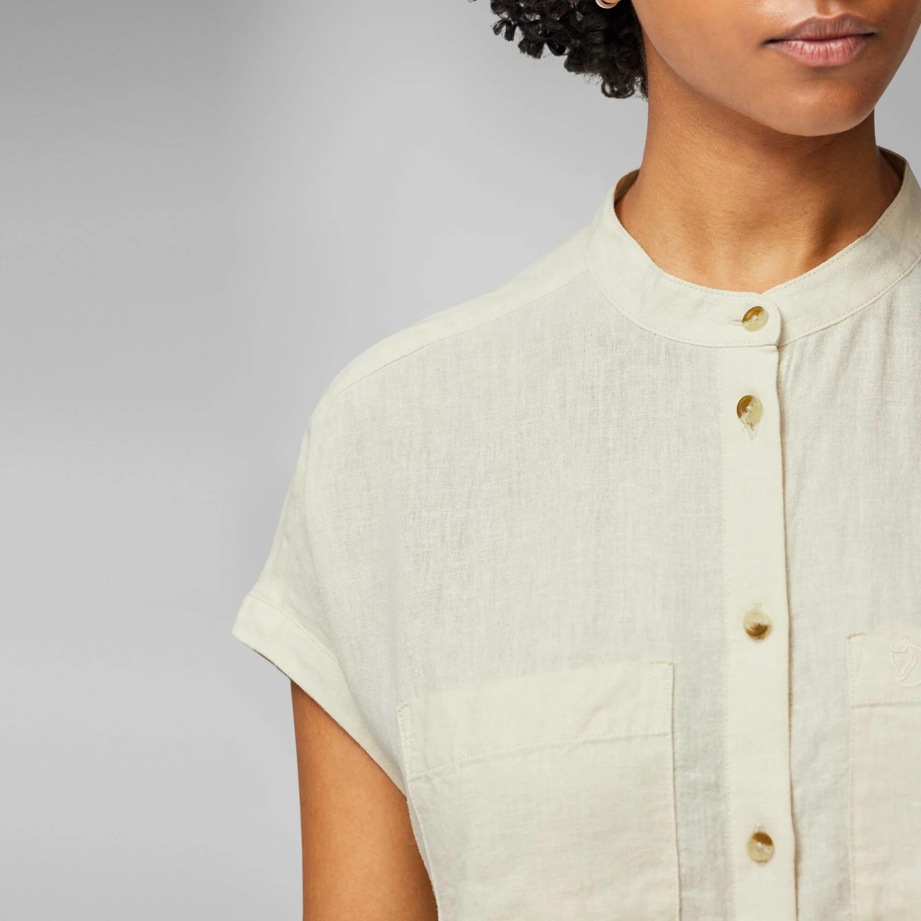 Fjällräven Övik Hemp Shirt SS W Women’s Shirts Model Angle G 82256