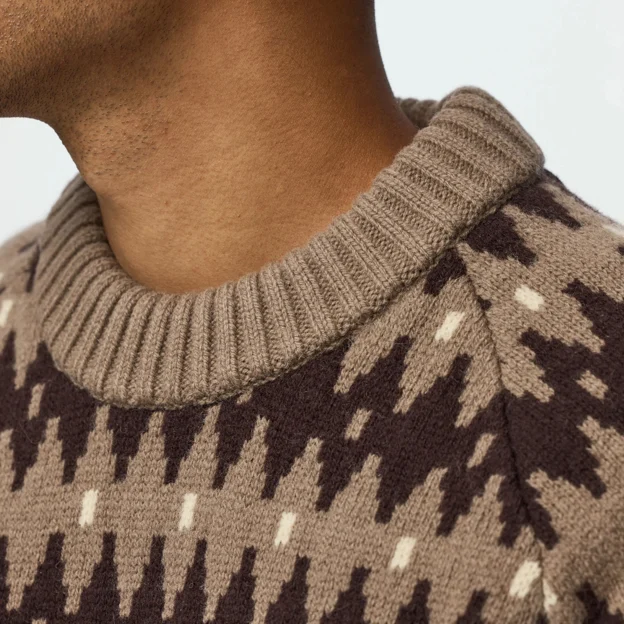 Fjällräven Övik Jacquard Knit M Men’s Sweaters & knitwear Model Angle G 120096