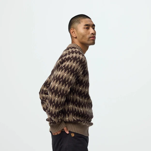Fjällräven Övik Jacquard Knit M Men’s Sweaters & knitwear Model Model side 126480