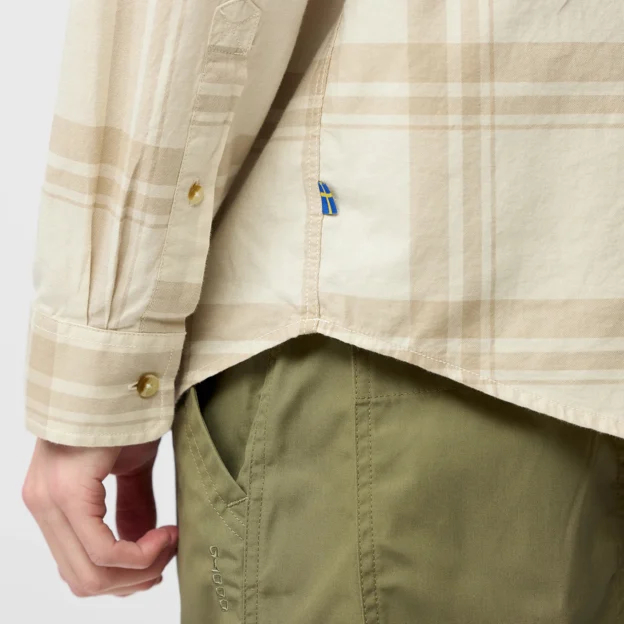 Fjällräven Övik Lite Flannel Shirt M Men’s Shirts Model Angle G 100421