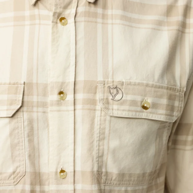 Fjällräven Övik Lite Flannel Shirt M Men’s Shirts Model Angle I 100372