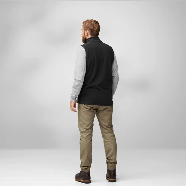 Fjällräven Övik Lite Fleece Vest M Men’s Vests Model Model back 85551