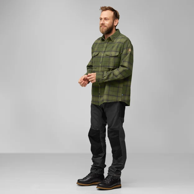 Fjällräven Övik Twill Shirt M Men’s Outlet Model Model front 76056