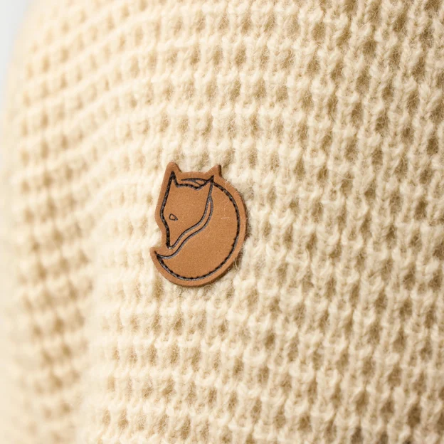 Fjällräven Övik Waffle Knit M Men’s Sweaters & knitwear Model Angle H 94809