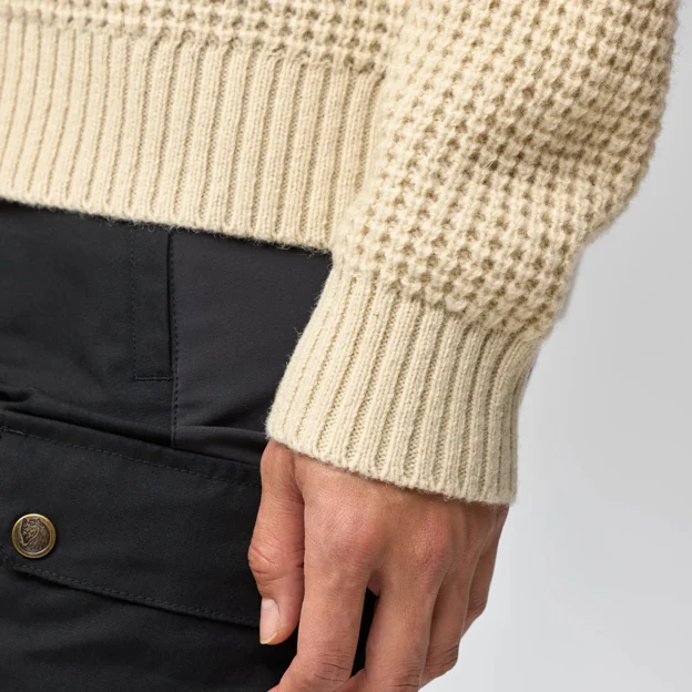 Fjällräven Övik Waffle Knit W Women’s Sweaters & knitwear Model Angle G 94456