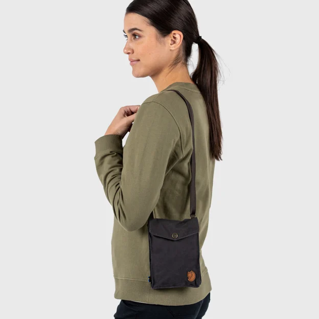 Fjällräven Pocket Unisex Travel accessories Model Model back 44621