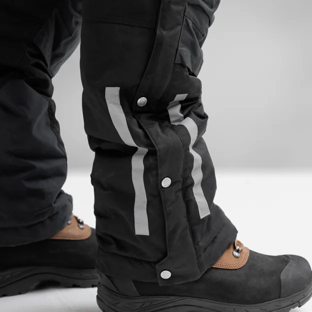 Fjällräven Polar Bib Trousers M Men’s Insulated trousers Detail Angle N 76072