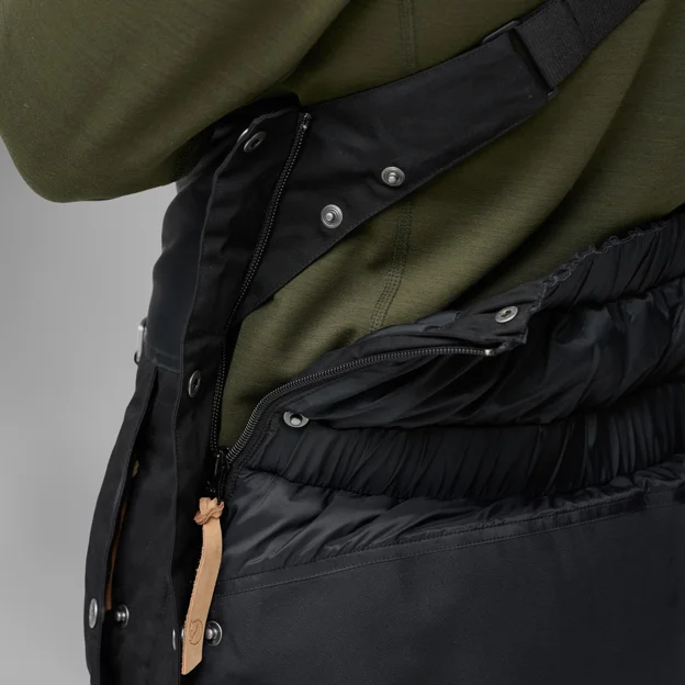 Fjällräven Polar Bib Trousers M Men’s Insulated trousers Detail Angle J 76068