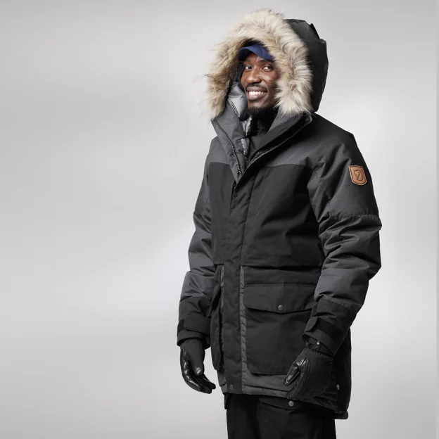 Fjällräven Polar Expedition Parka M Men’s Down jackets Model Model side 76076