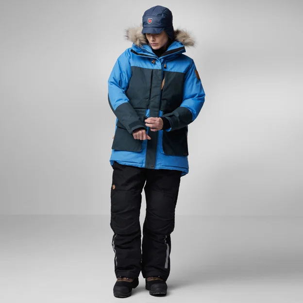 Fjällräven Polar Expedition Parka W Women’s Down jackets Model Model front 76084