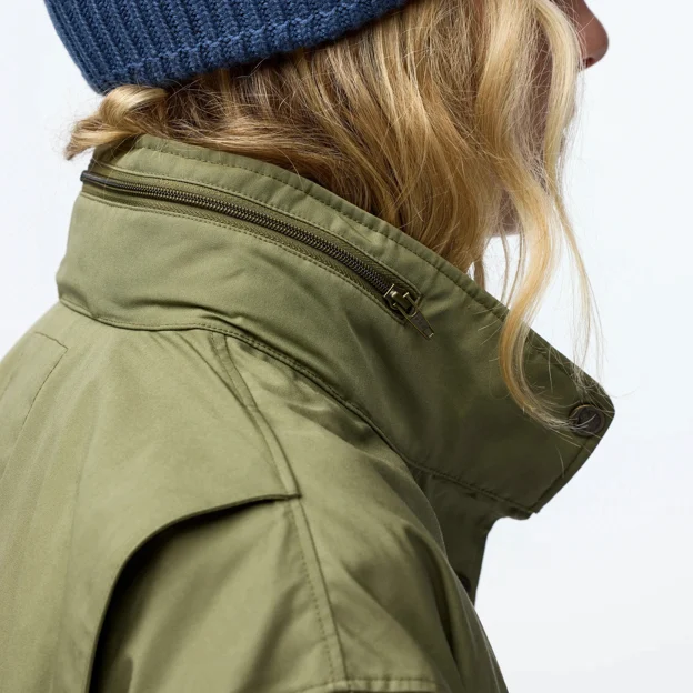 Fjällräven Räven Parka W Women’s Outdoor jackets Model Angle I 120002