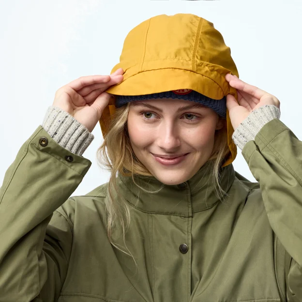 Fjällräven Räven Parka W Women’s Outdoor jackets Model Angle J 119986