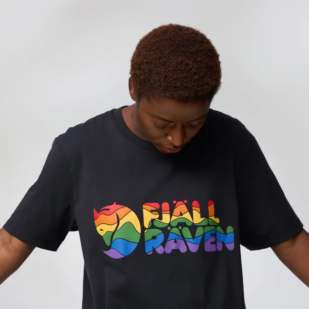 Fjällräven Rainbow T-shirt Unisex T-shirts & tank tops Model Angle F 85659