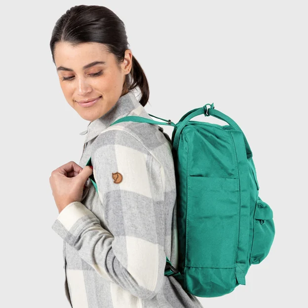 Fjällräven Re-Kånken Unisex Daypacks Model Model back 44630