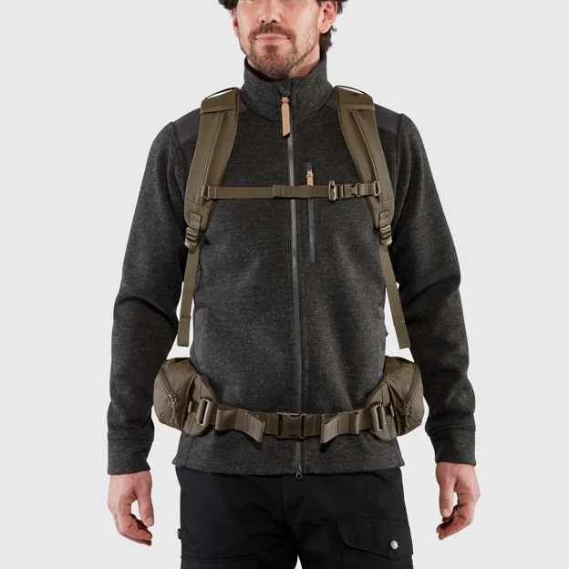 Fjällräven Singi 28 Unisex Daypacks Model Model back 22123
